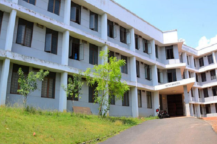 https://cache.careers360.mobi/media/colleges/social-media/media-gallery/41076/2021/10/30/Campus View of South Park Institute of Hotel Management Thiruvananthapuram_Campus-View.png